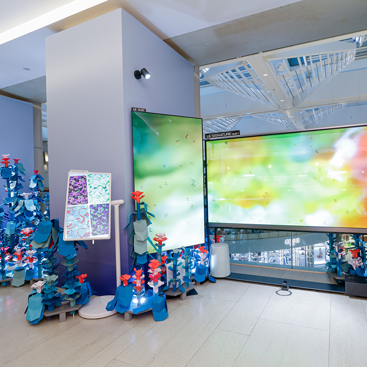 hong kong art month museum exhibitions: LANDMARK Atrium MotifX