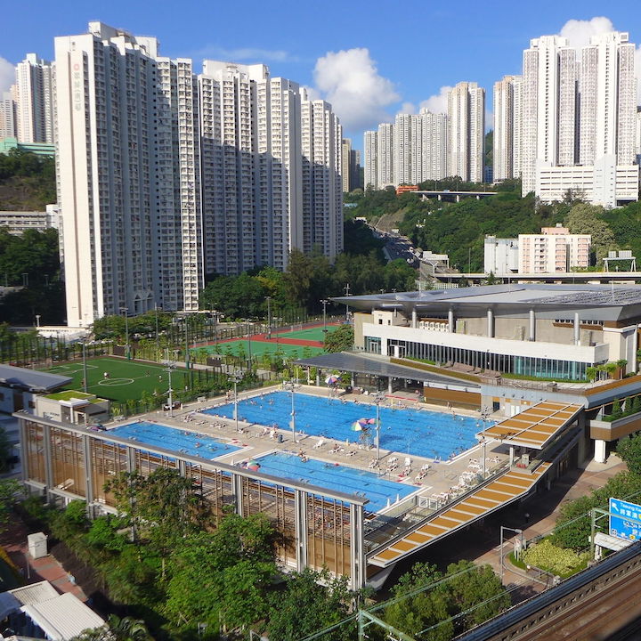 Kwun Tong swimming pool is your answer if you are searching where to go swimming in Hong Kong. public swimming pool in Hong Kong