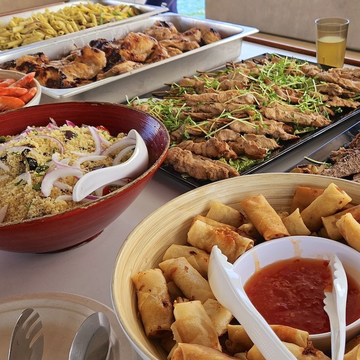 Junk Boat Party Catering Services Hong Kong: Delicious HK