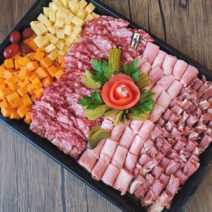 Junk Boat Party Catering Services Hong Kong: Monsieur Chatte