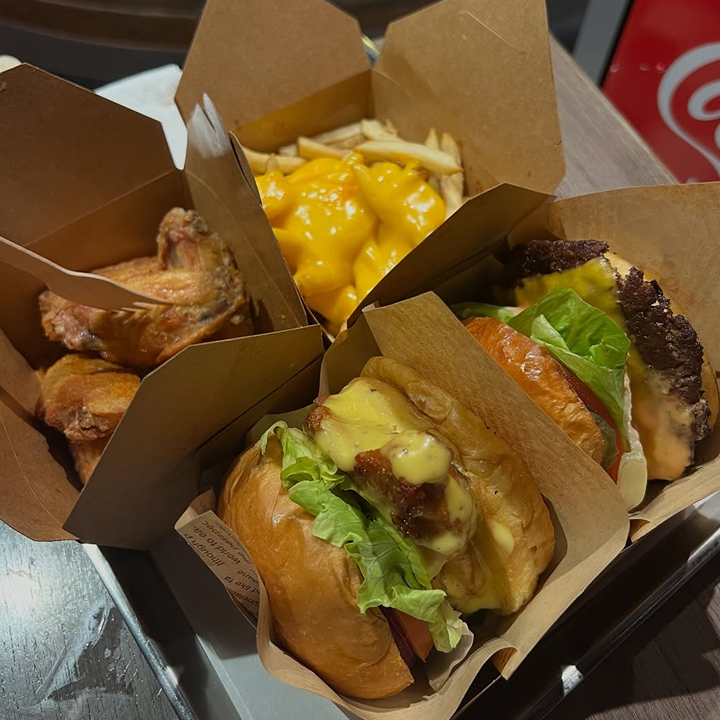 late night eats in Hong Kong; Burger Joys, Wan chai branch with burgers, wings and cheese fries
