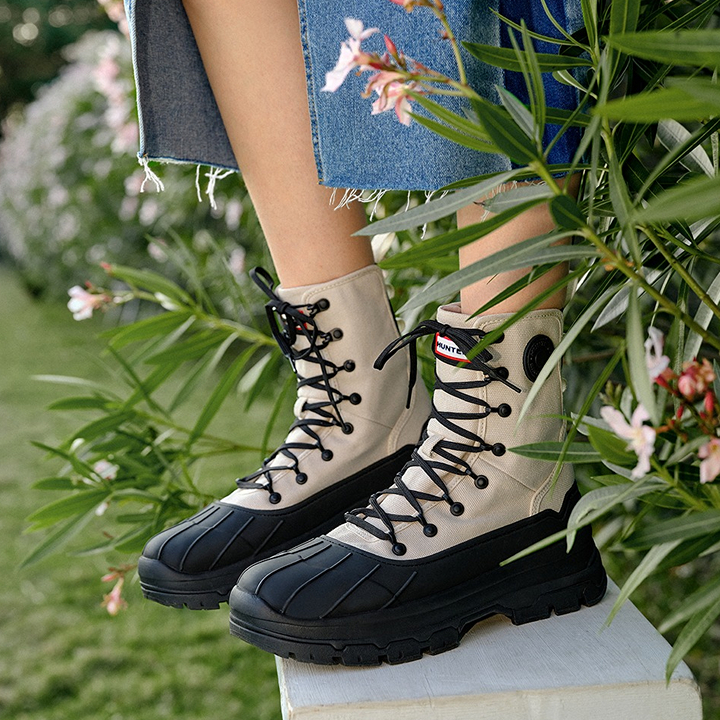 shoe shops stores hong kong style Hunter boots rainboots waterproof rubber soles where to buy shoes hk
