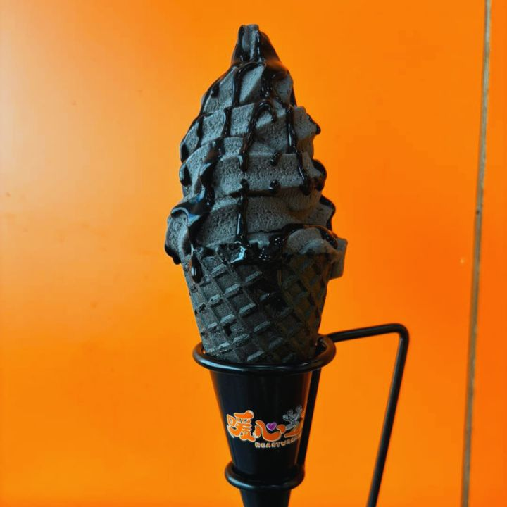 Tin Hau Neighbourhood guide Causeway Bay Heartwarming Dessert Black Sesame Ice Cream