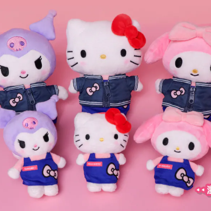 hong kong international airport,sanrio gift gate, hello kitty, what to buy